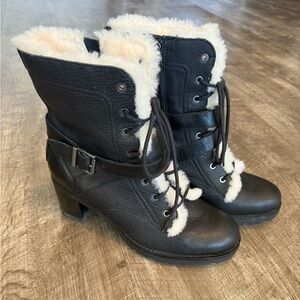 UGG Buckle Boots Ingrid Women Black Leather Chunky Heels Sheepskin Zipper Size 8